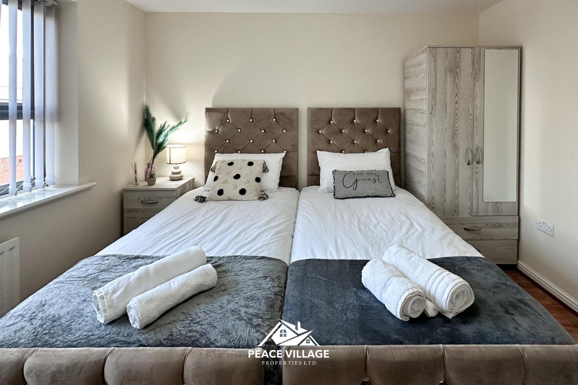 Ashton Co-living - Private Self-cater Holiday home *