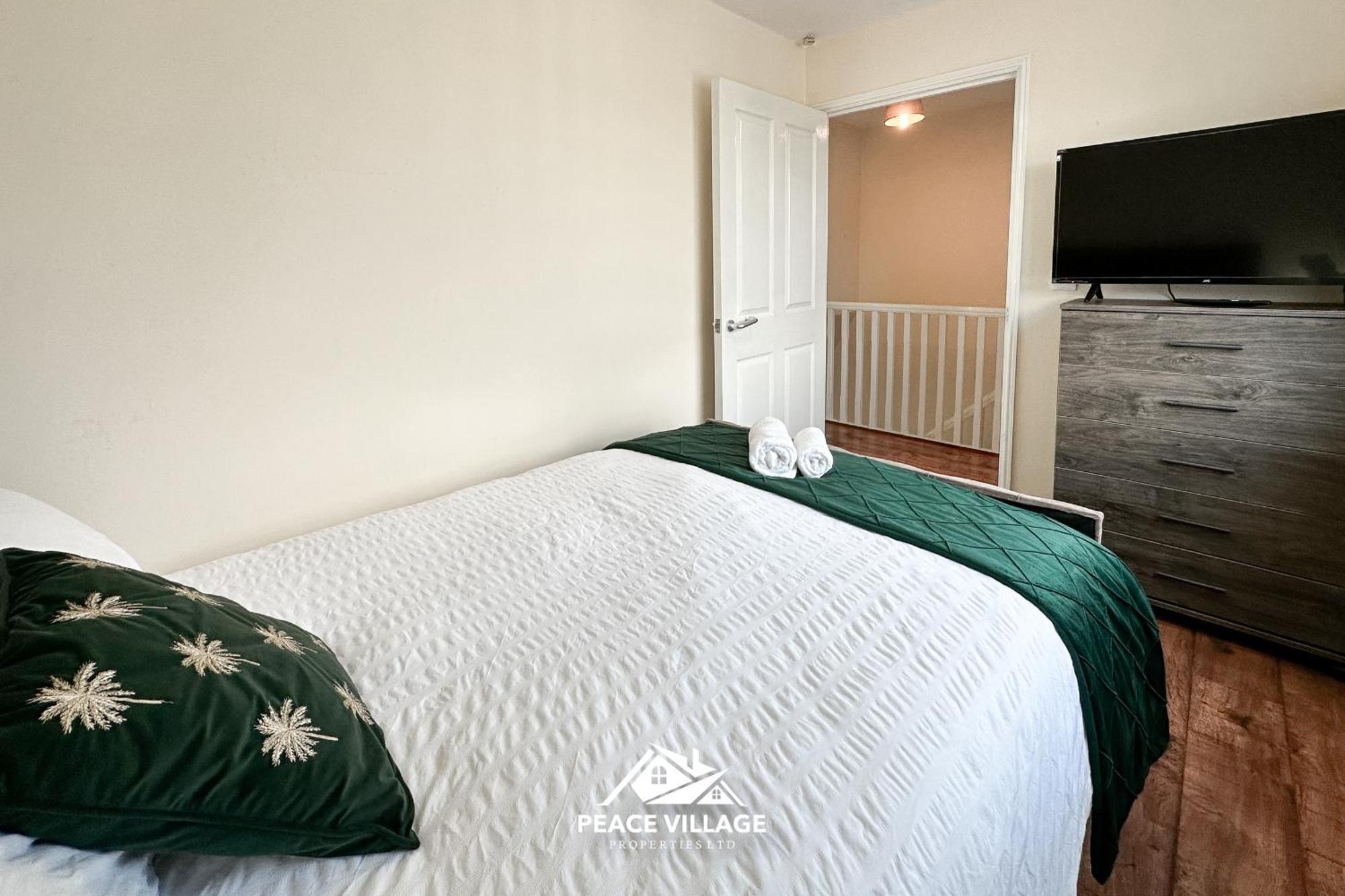 Holiday home Ashton Co-living - Private Self-cater *